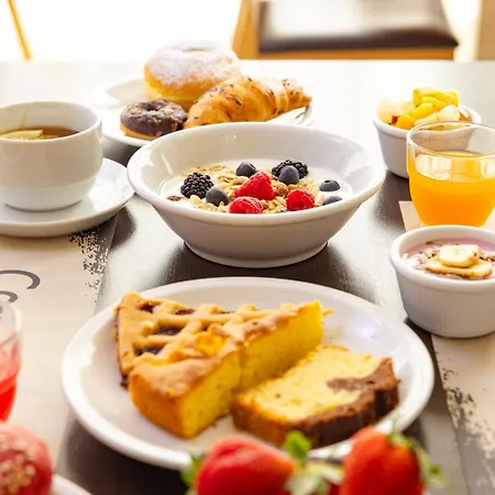 酒店 塔博尔酒店 3*