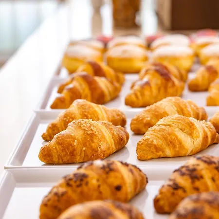 ホテル Tabor リミニ