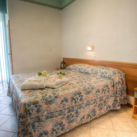 Tabor Hotel 3*